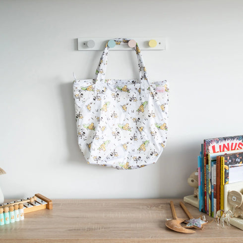 Monarch Store Waterproof Zippered Tote : Classic Pooh